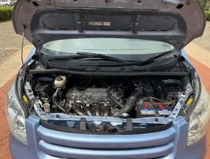 Toyota Noah 2009 Blue