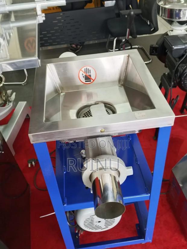 Milano Meat Mincer (Model MG-32) - main view