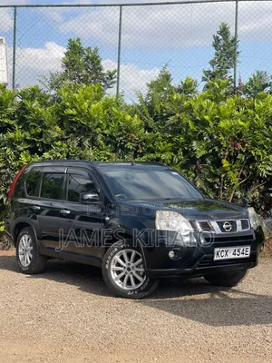 Nissan X-Trail 2012 Black
