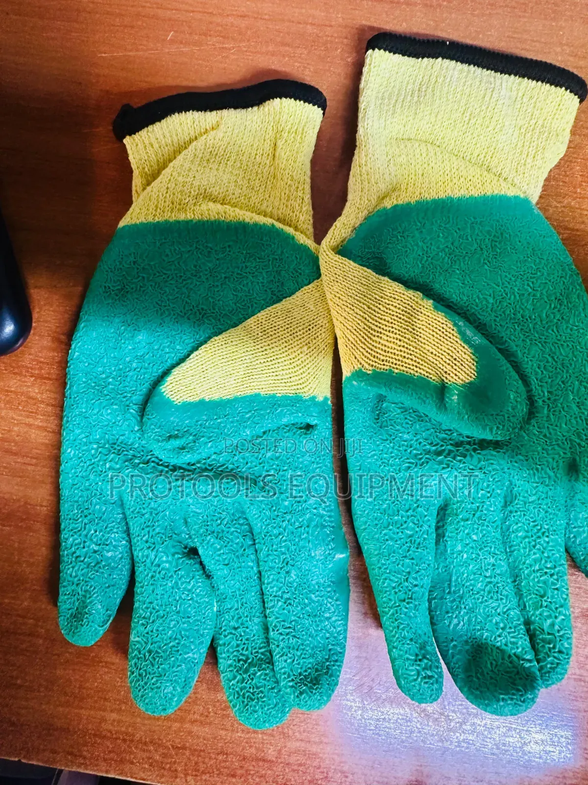 Diamond Grip Gloves