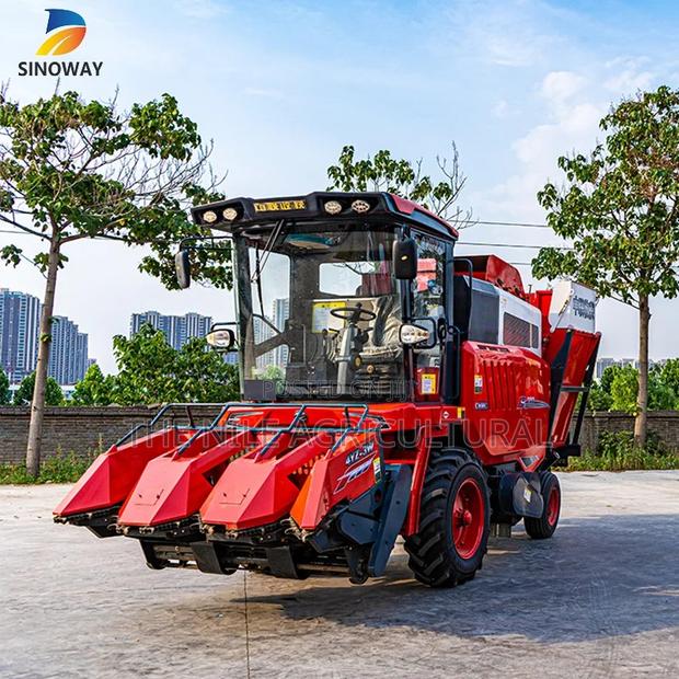 China Mini Corn Combine Harvester and Thresher - thumbnail 3