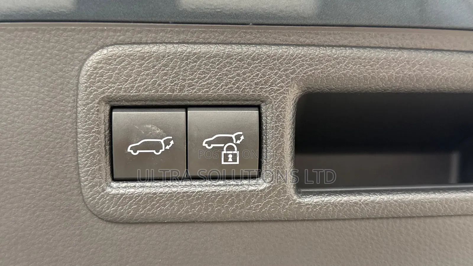 Toyota Harrier 2020 Green