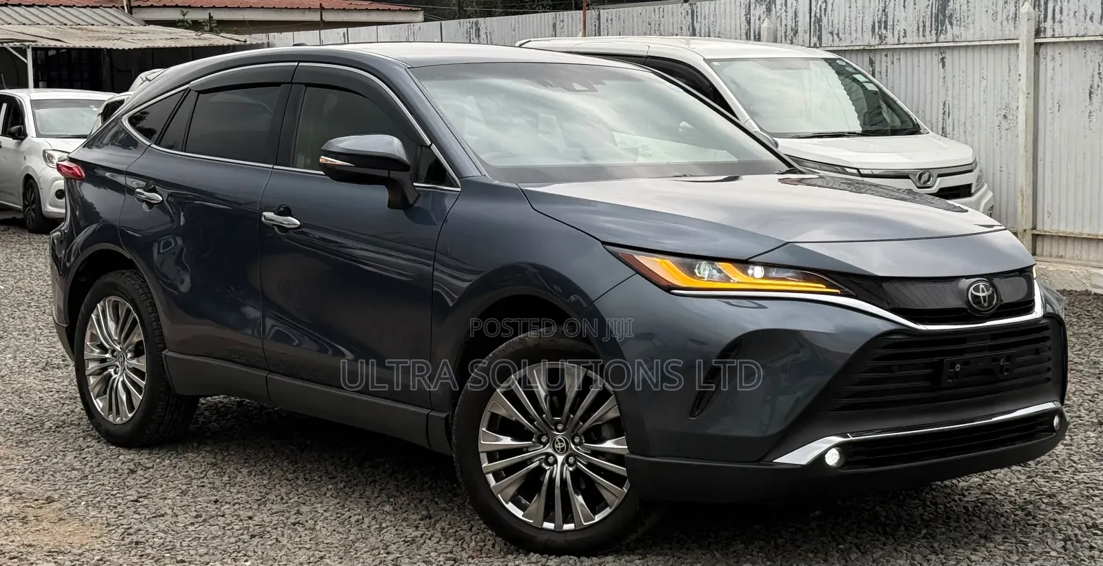 Toyota Harrier 2020 Green