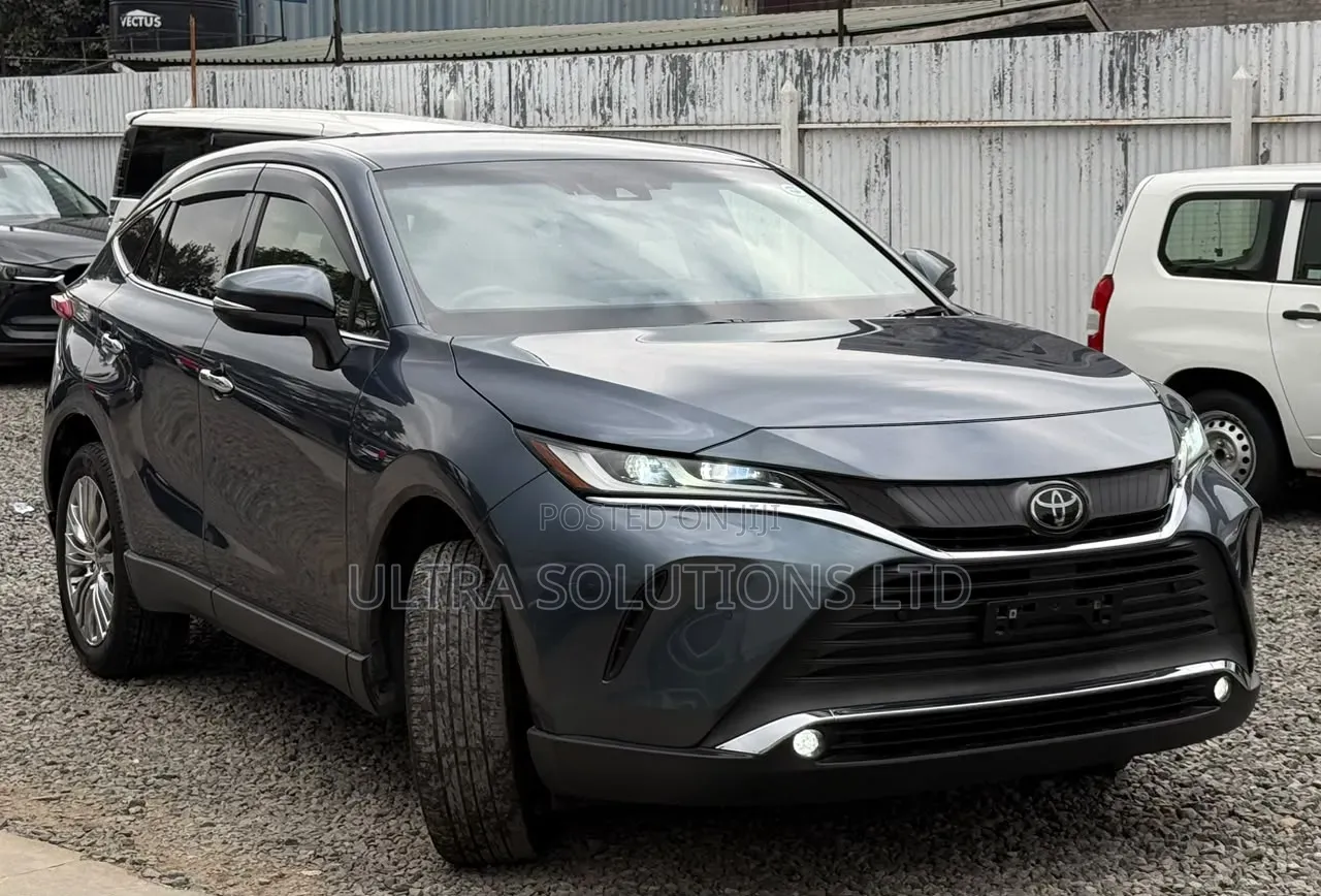 Toyota Harrier 2020 Green