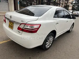 Toyota Premio 2015 Off white