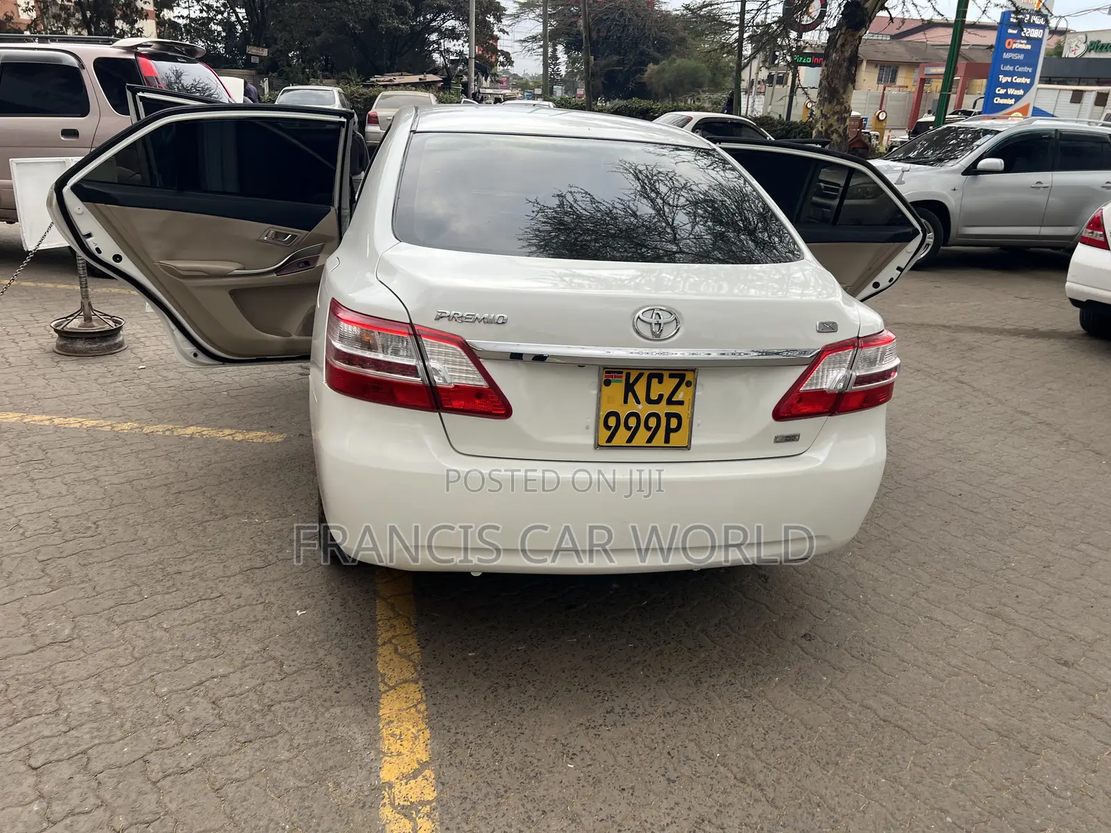 Toyota Premio 2015 Off white