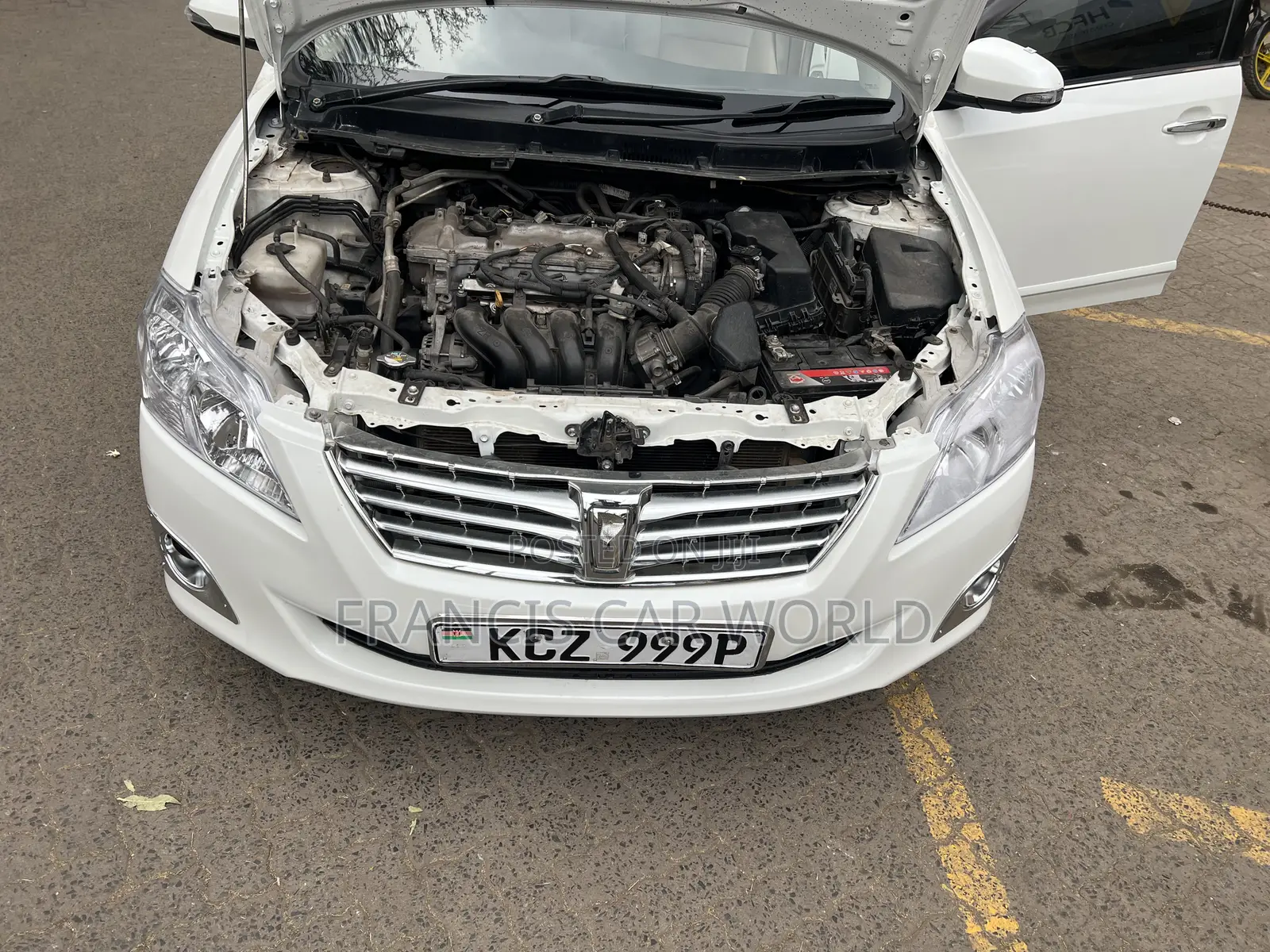 Toyota Premio 2015 Off white