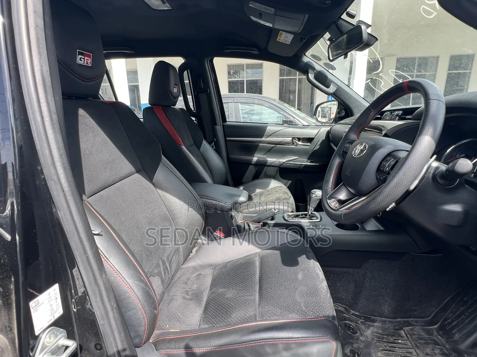 Toyota Hilux 2020 Black