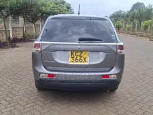 Mitsubishi Outlander 2013 Gray