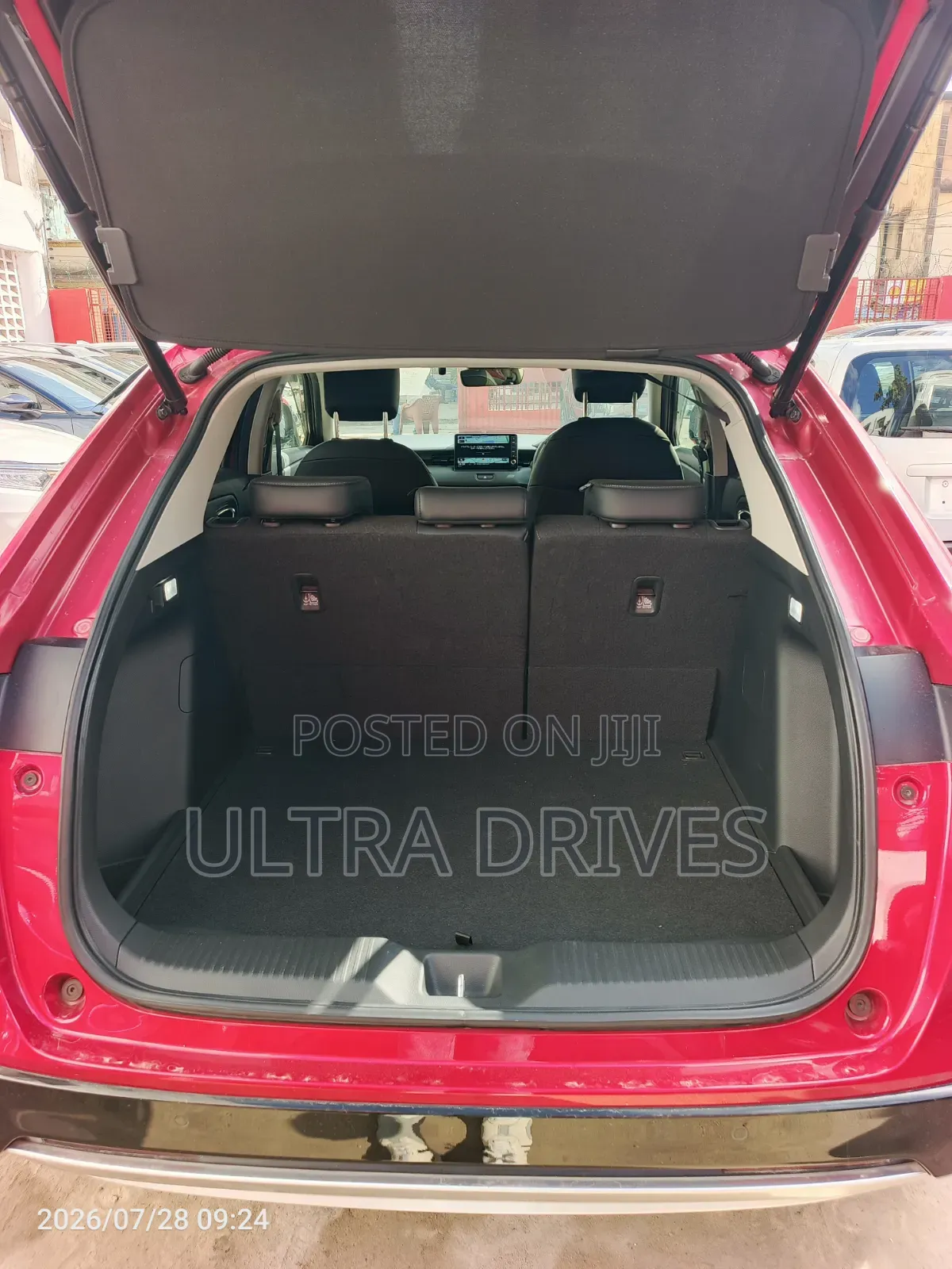 Honda Vezel 2021 Maroon