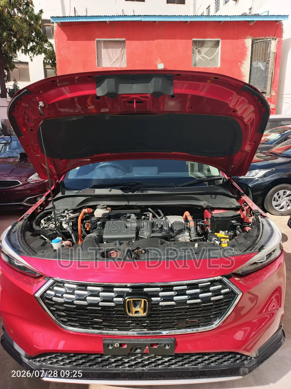 Honda Vezel 2021 Maroon