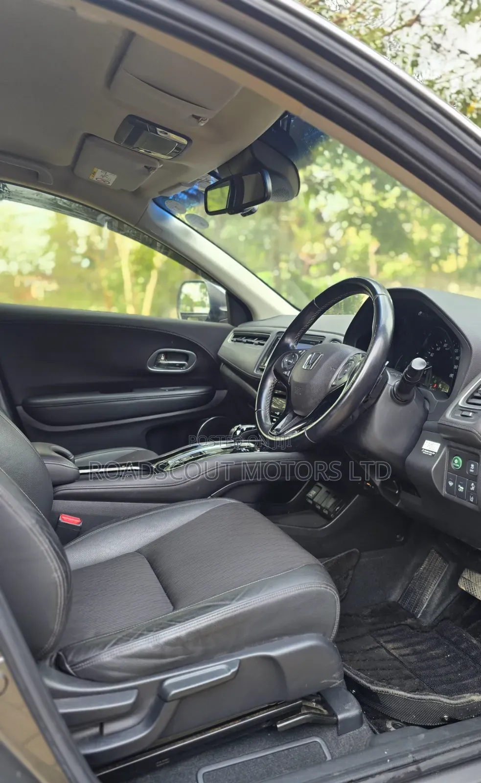 Honda Vezel 2019 Silver