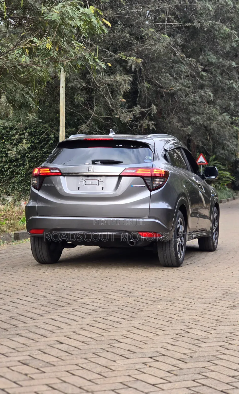Honda Vezel 2019 Silver