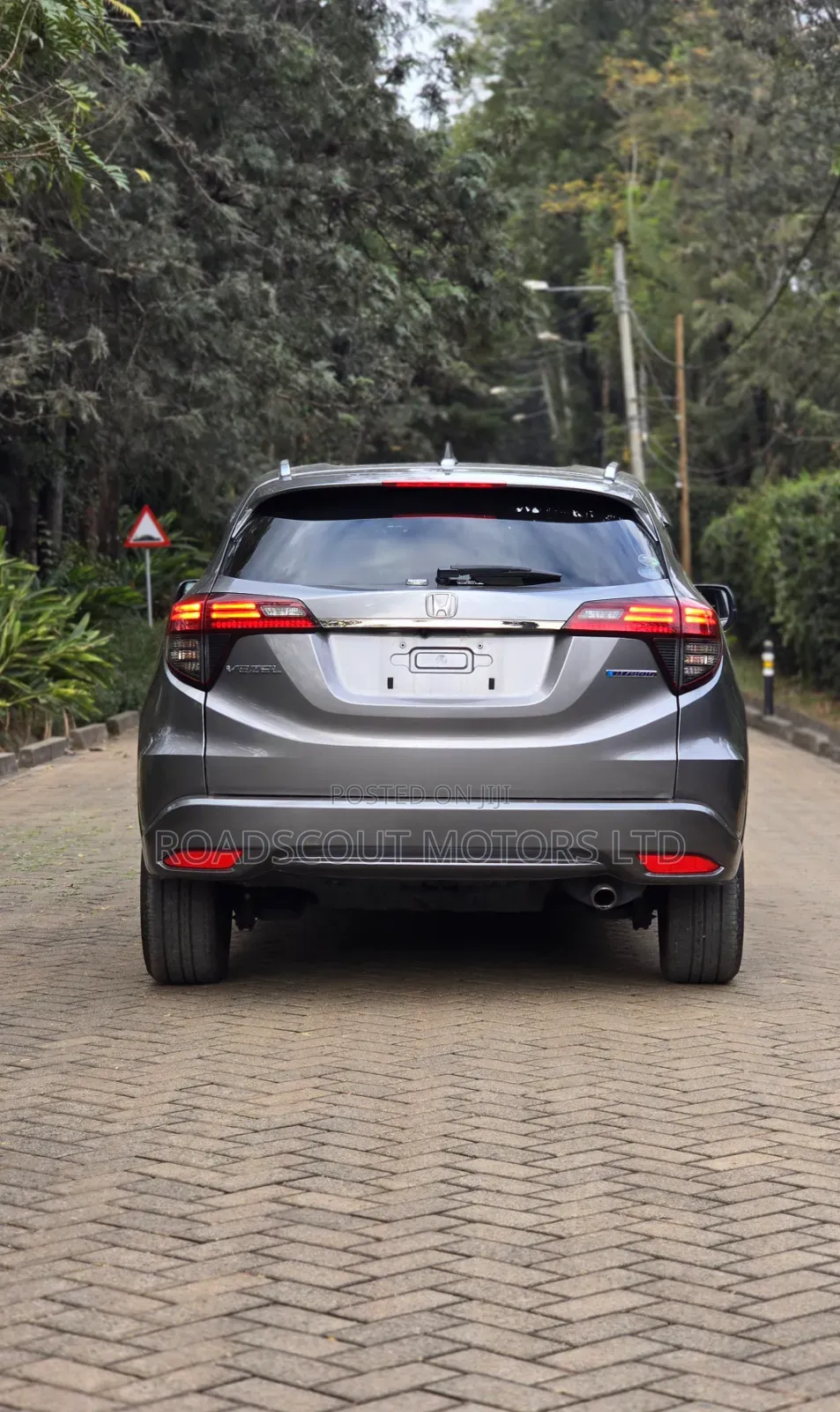 Honda Vezel 2019 Silver