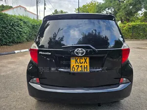 Toyota Ractis 2012 Black