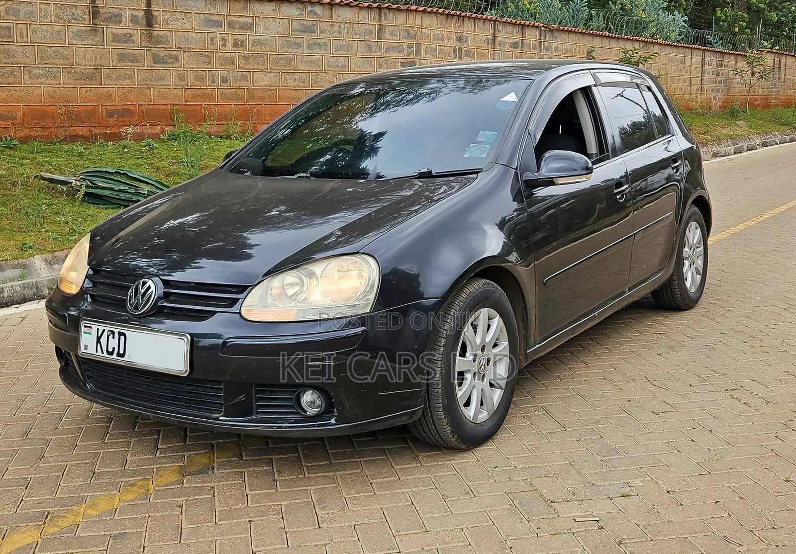 Volkswagen Golf 1.6 FSi Trendline Automatic 2007 Black