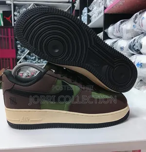 Nike Air Force 1 Low Sp Undefeated Sneakers