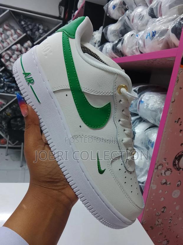 Nike Air Force 1 Low " Sail Malachite"
Sneakers - thumbnail 3