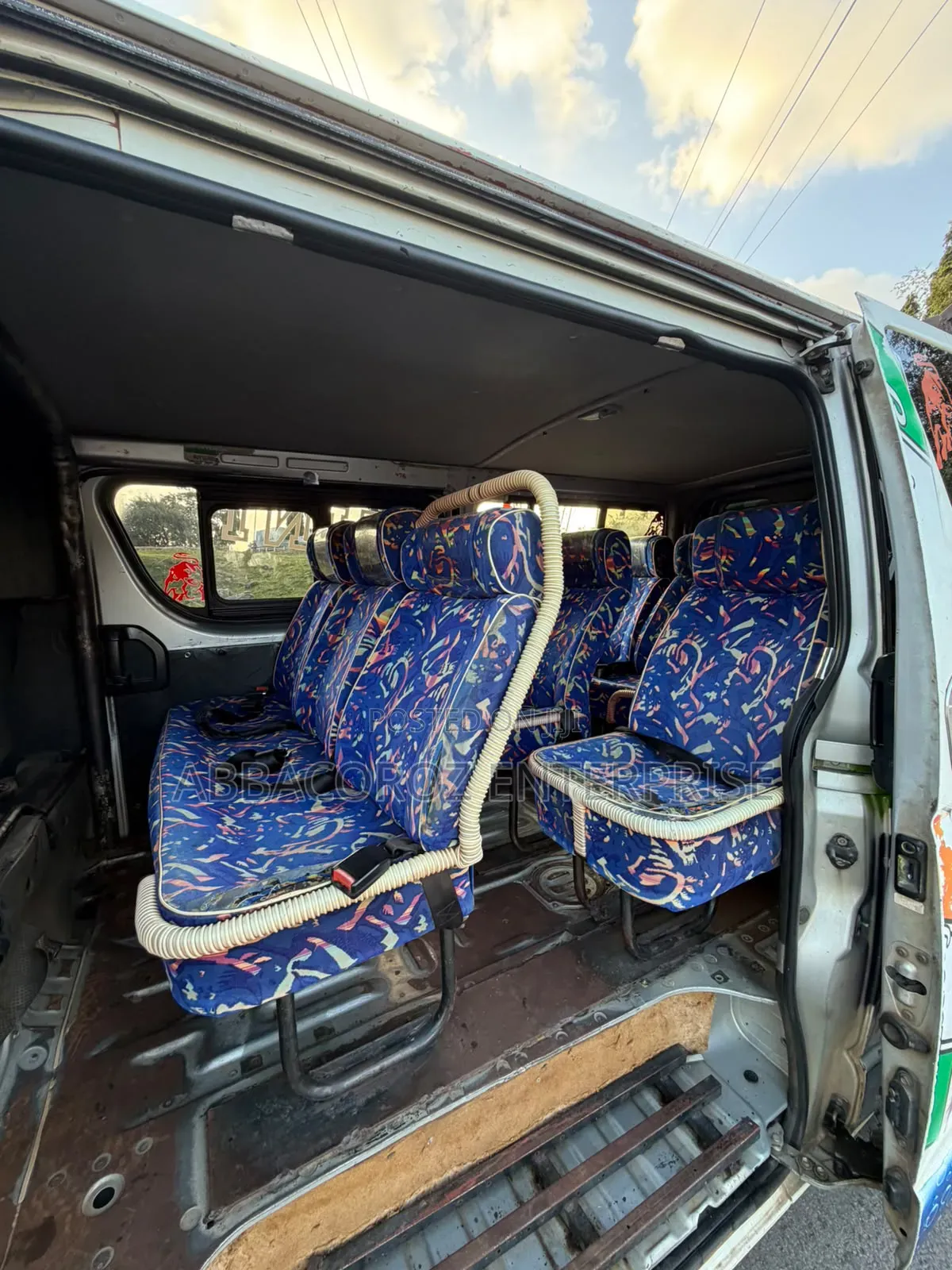 Toyota HiAce 2015 White