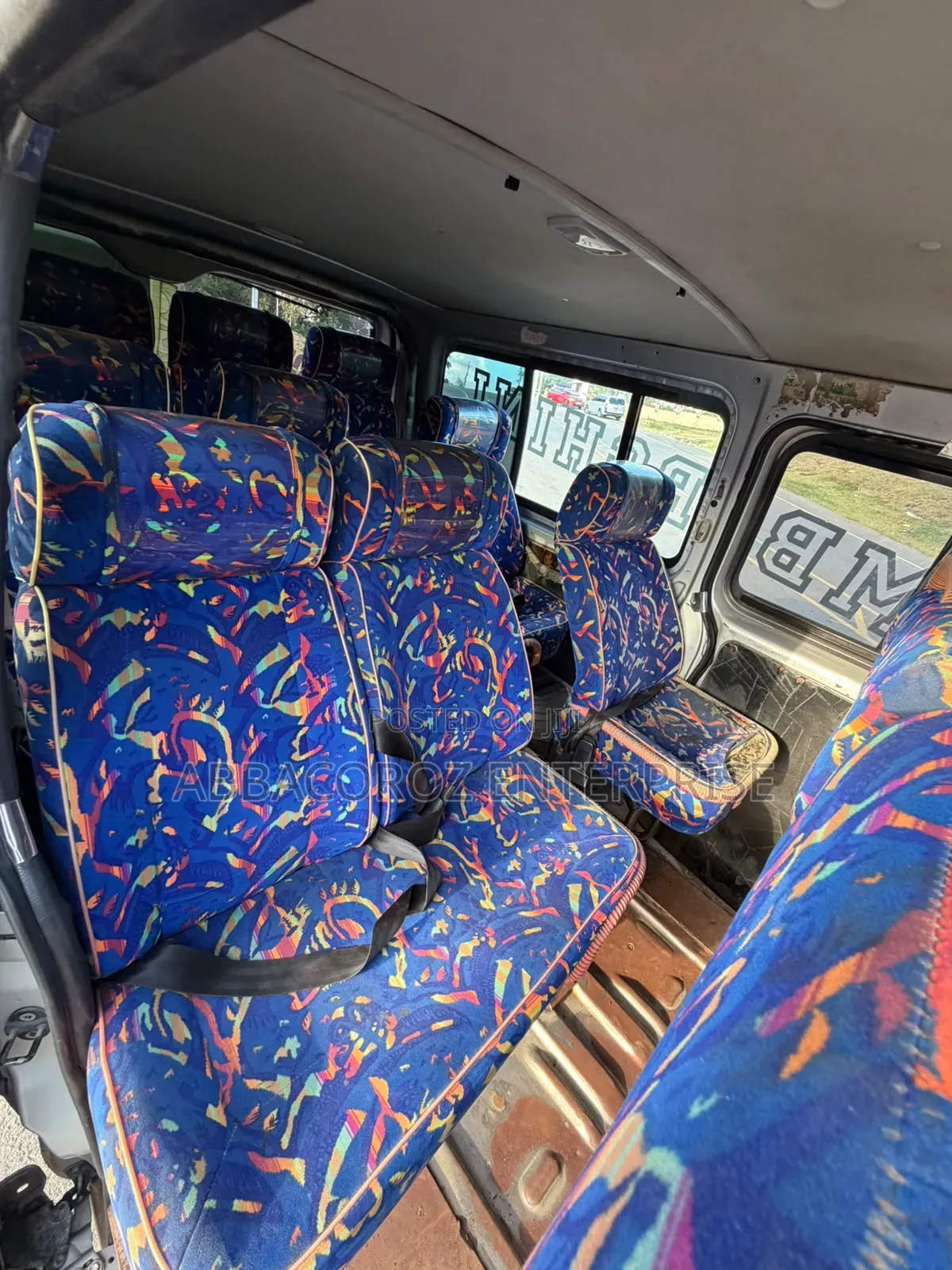 Toyota HiAce 2015 White