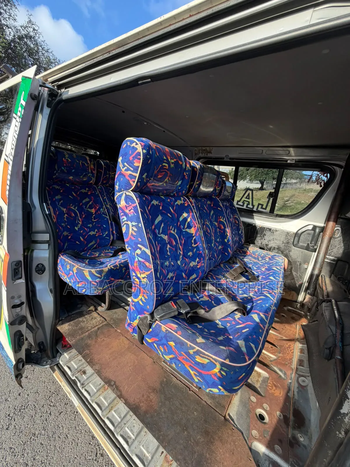 Toyota HiAce 2015 White