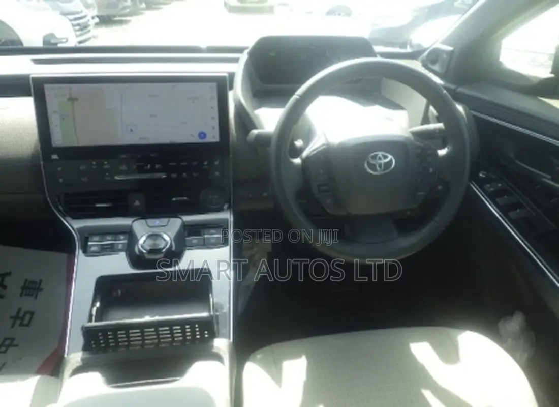 Toyota bZ4X 71.4 kWh FWD 2022 Silver