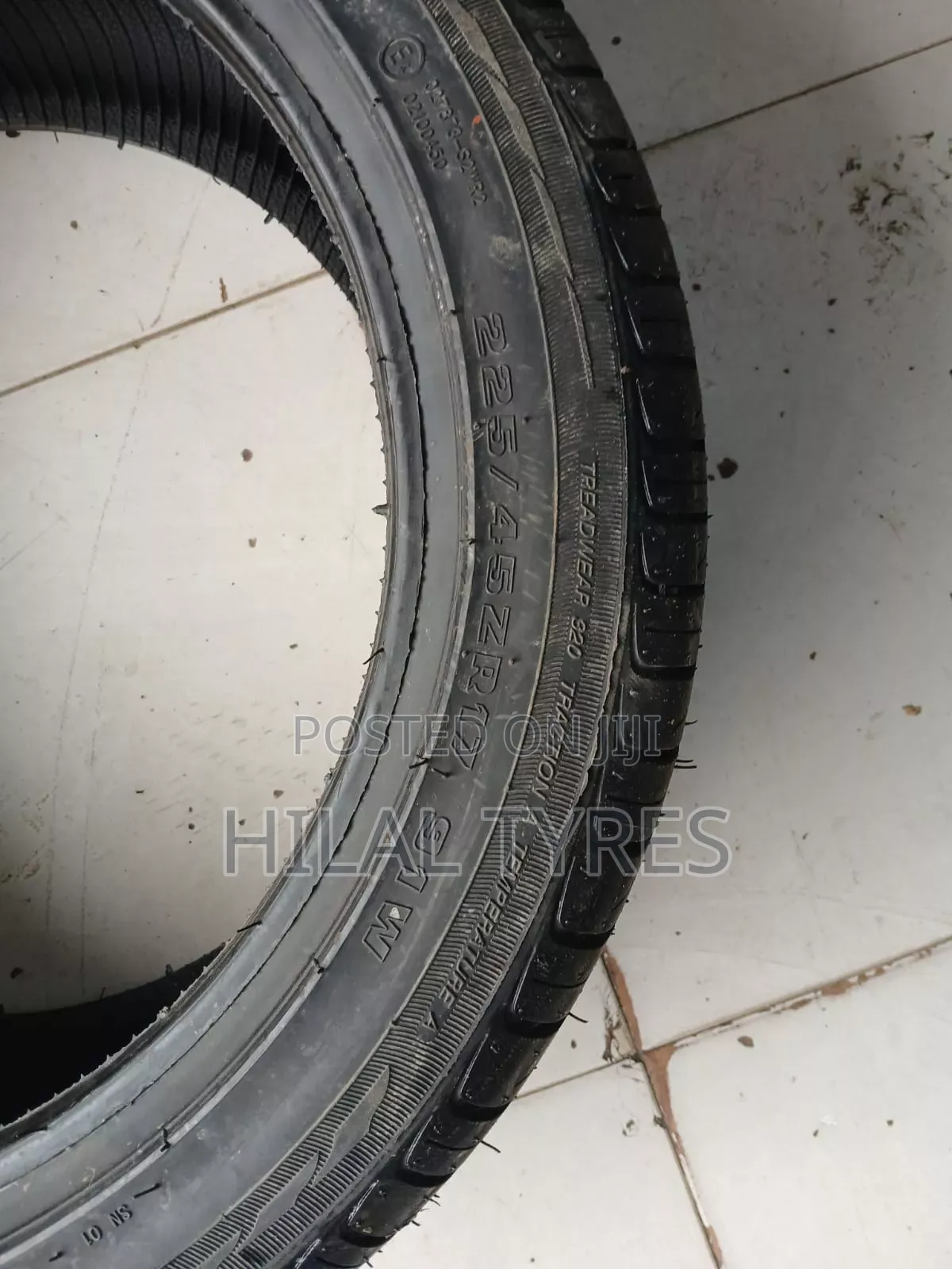 225/45r17 Double King
