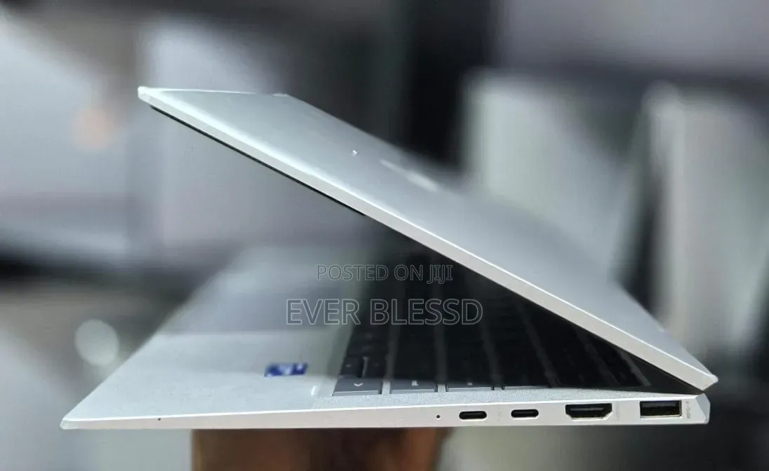 Laptop HP EliteBook 1040 G8 32GB Intel Core i7 SSD 512GB