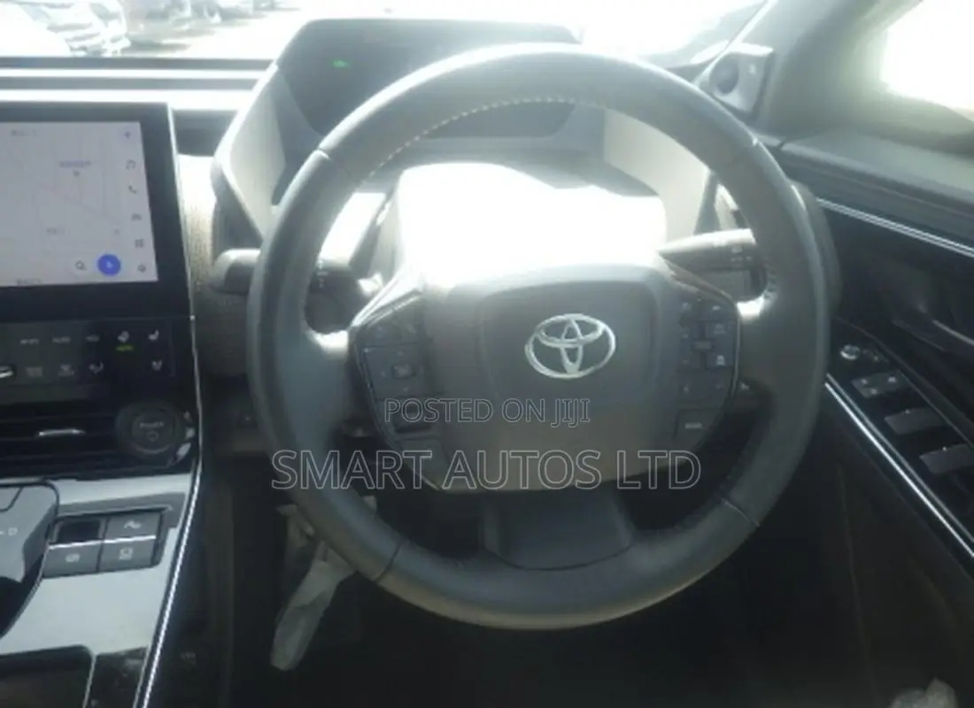 Toyota bZ4X 2022 White