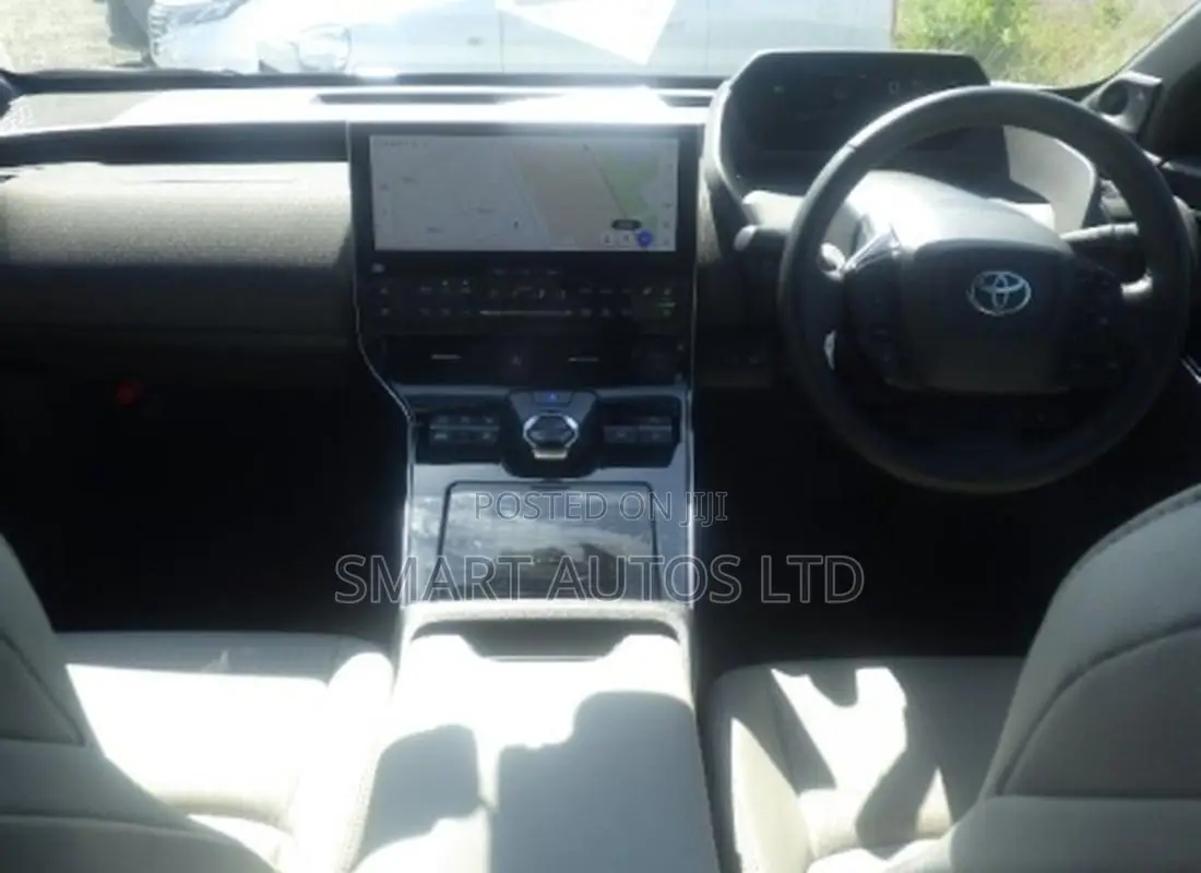 Toyota bZ4X 2022 White