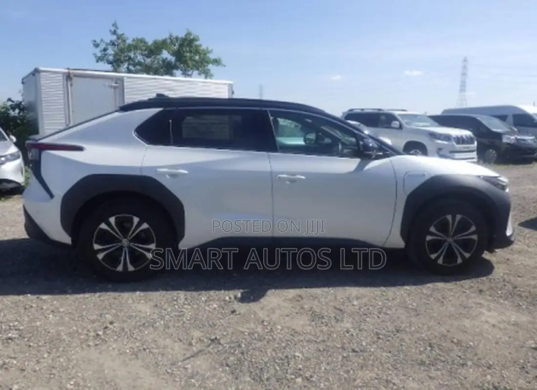 Toyota bZ4X 2022 White