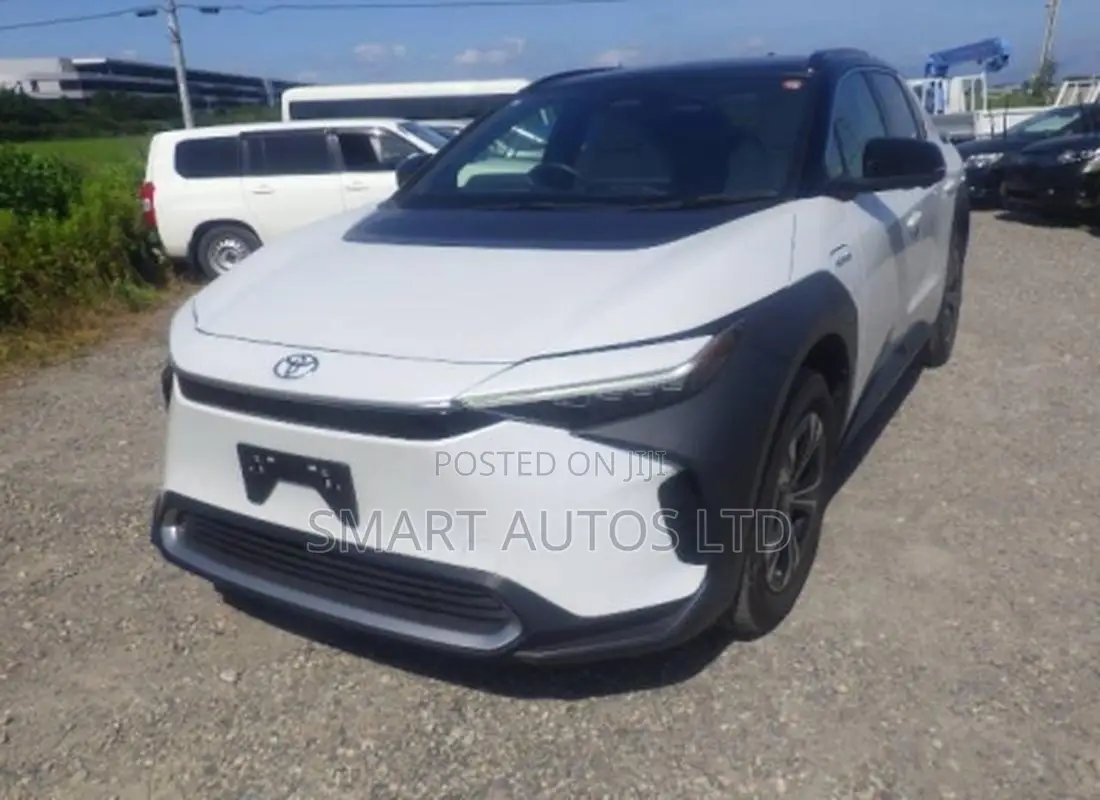 Toyota bZ4X 2022 White