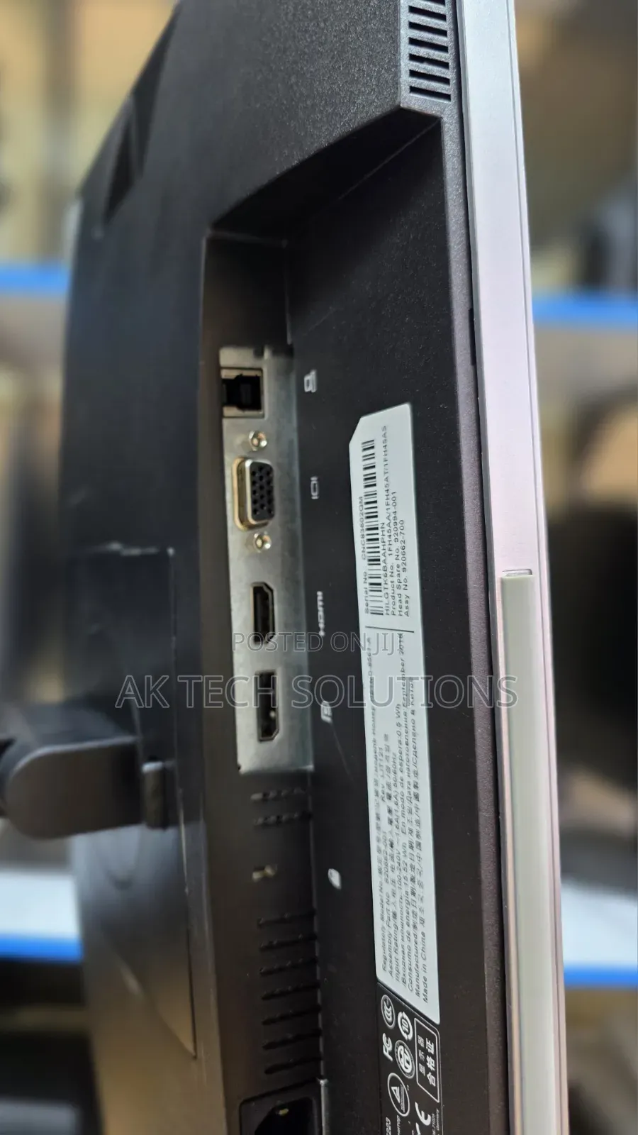 HP E223 Monitor
22 Inch Edge to Edge Monitor 
Vga/Hdmi/Display