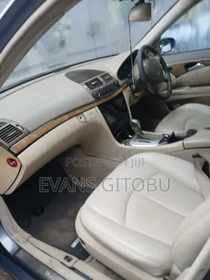 Mercedes-Benz E320 2003 Blue