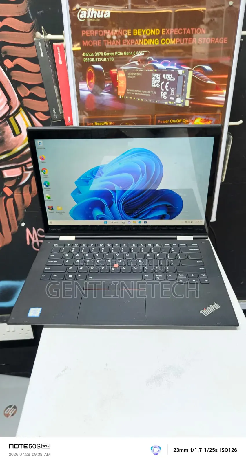 Laptop Lenovo ThinkPad X1 Yoga 8GB Intel Core i7 HDD 256GB