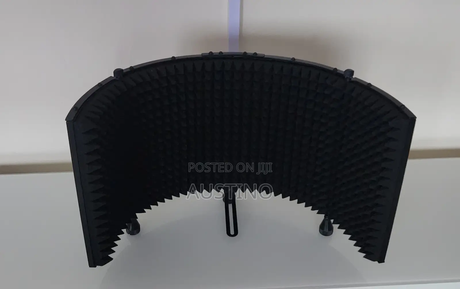 Microphone Isolation Shield