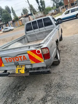 Toyota Hilux 2008 Silver