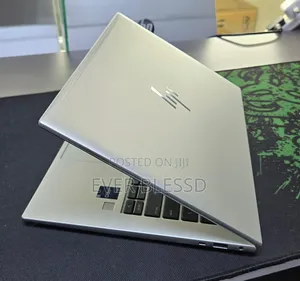Laptop HP EliteBook 840 G10 8GB Intel Core i7 SSD 256GB