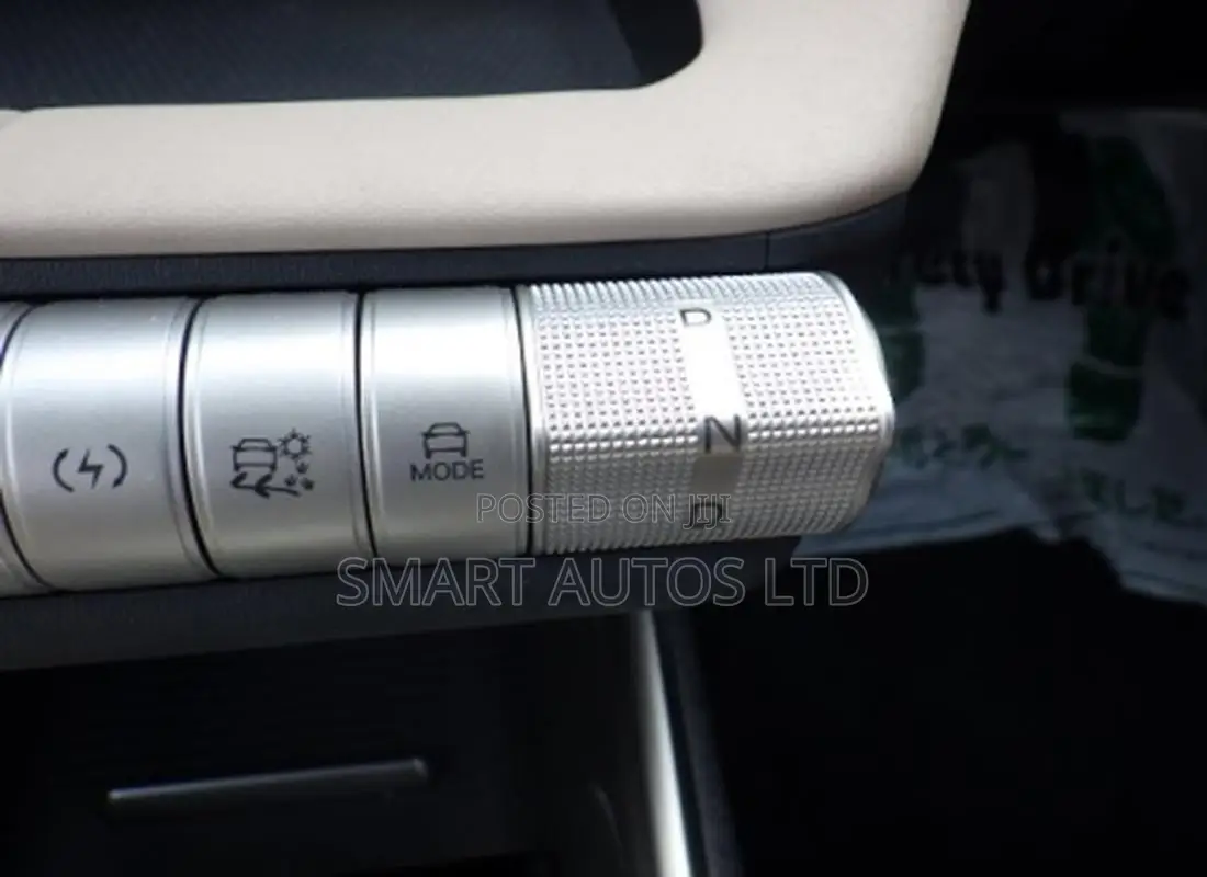 BYD E1 2023 White