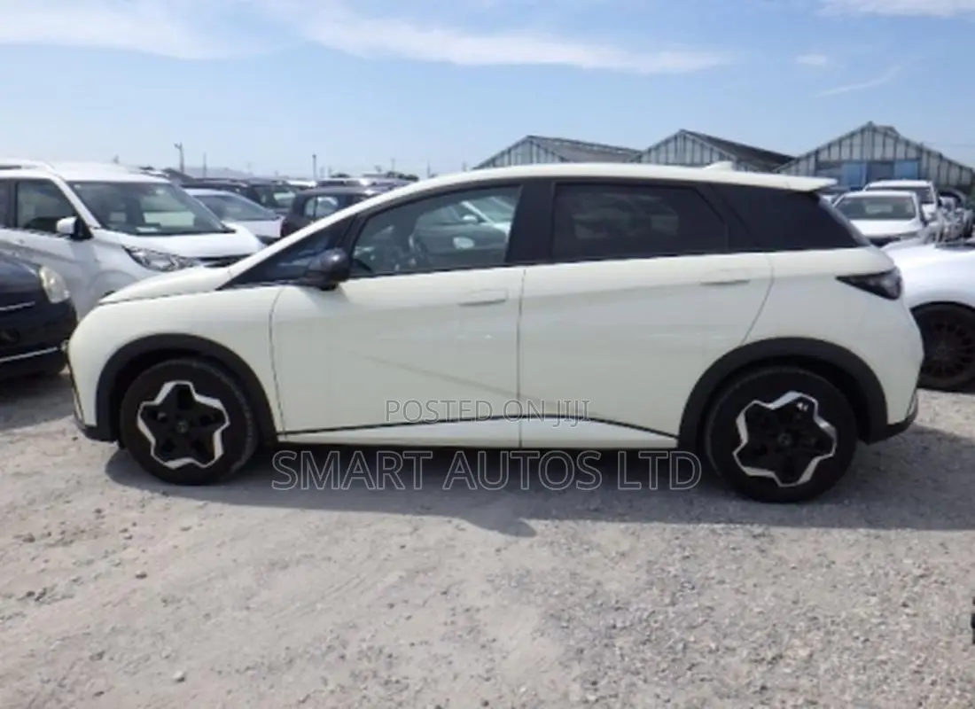 BYD E1 2023 White