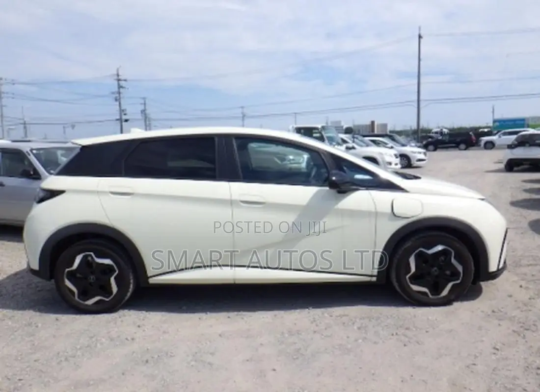 BYD E1 2023 White