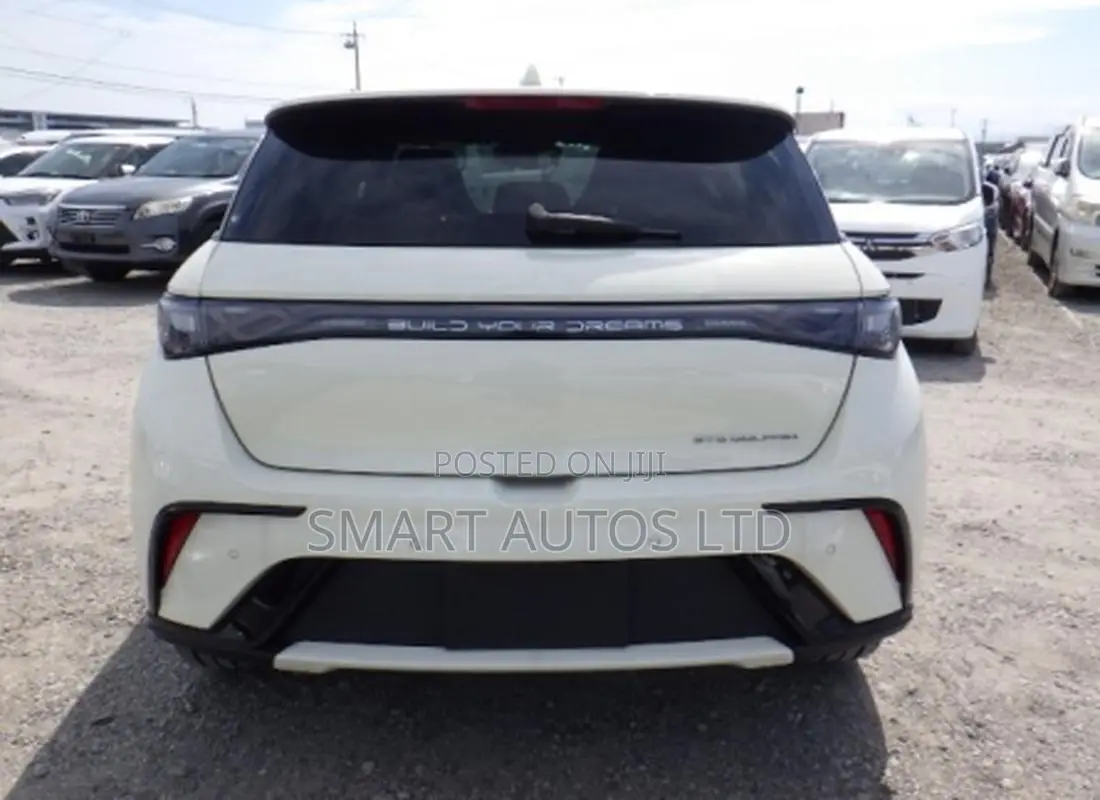 BYD E1 2023 White
