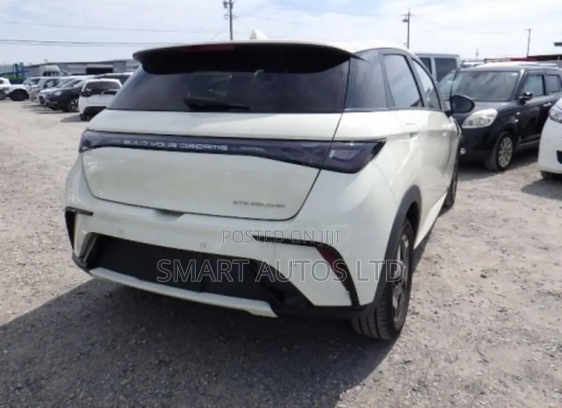 BYD E1 2023 White