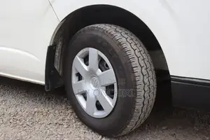 New Toyota Quantum 2019 White