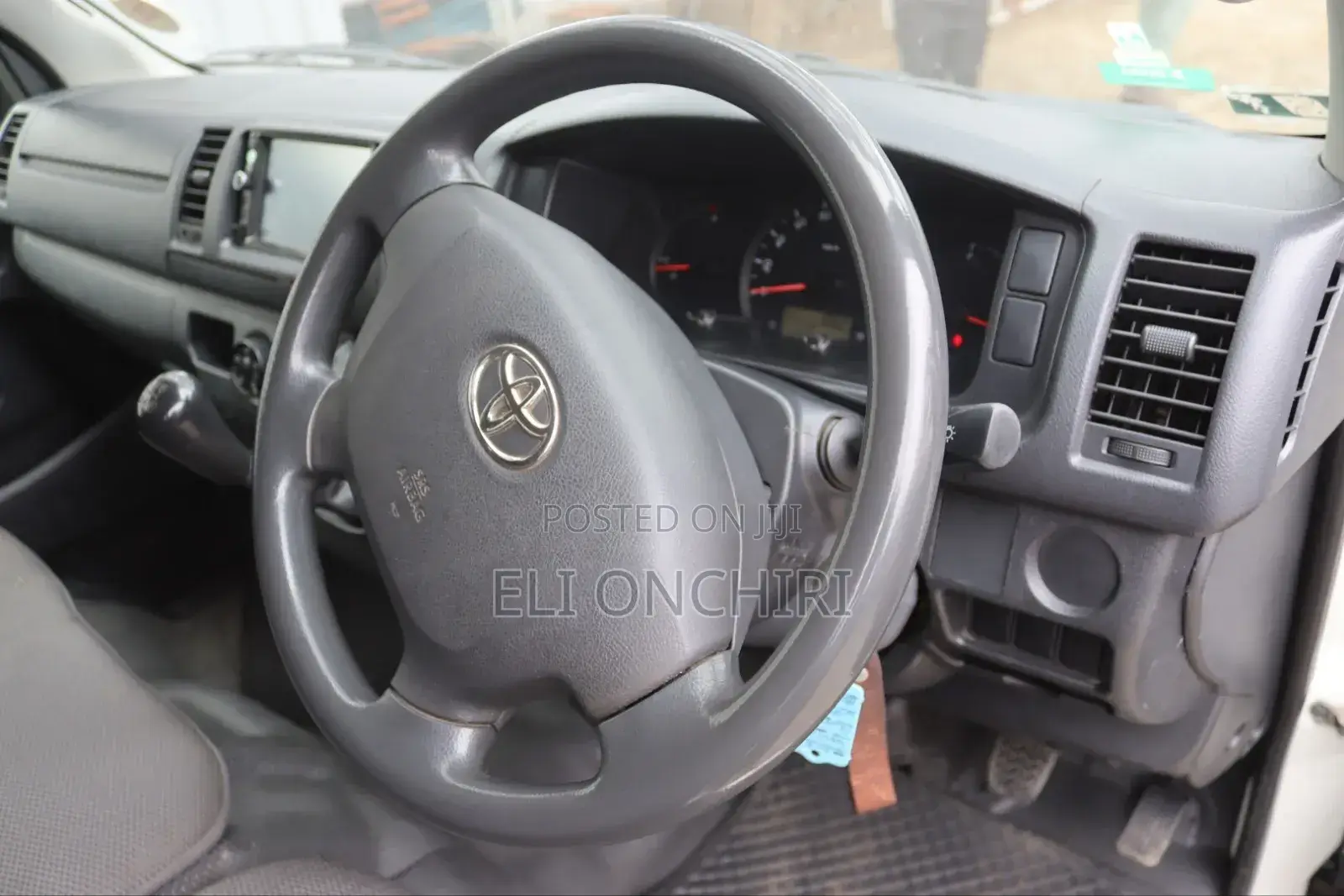 New Toyota Quantum 2019 White
