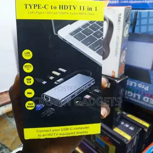11-in-1 USB-C Hub With HDMI VGA Ethernet SD TF Reader