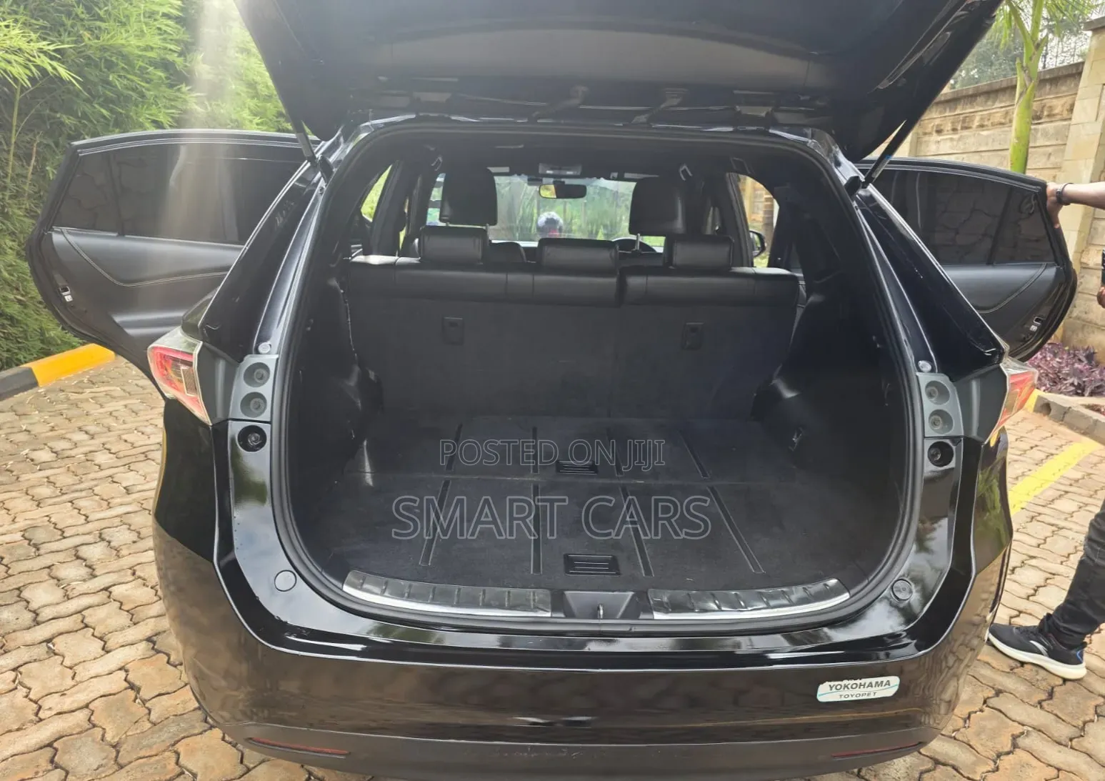 Toyota Harrier 2017 Black