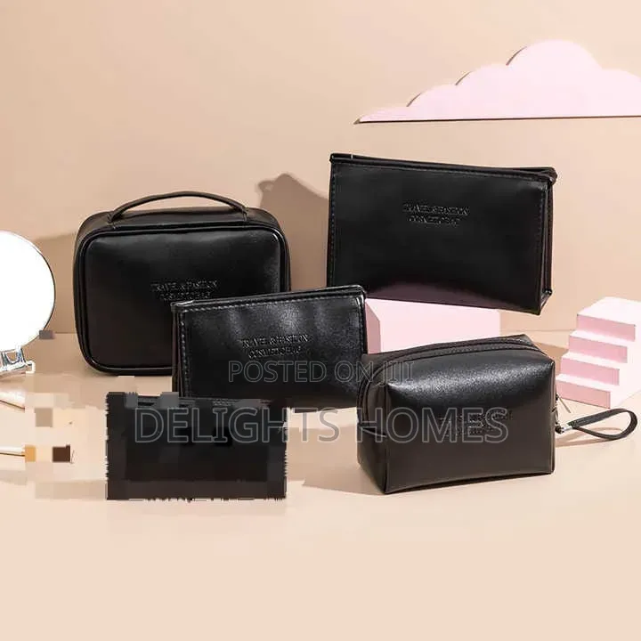 *4pcs Vegan Leather Travel Makeup Cosmetic Bags_re