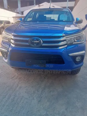 Toyota Hilux 2018 Blue