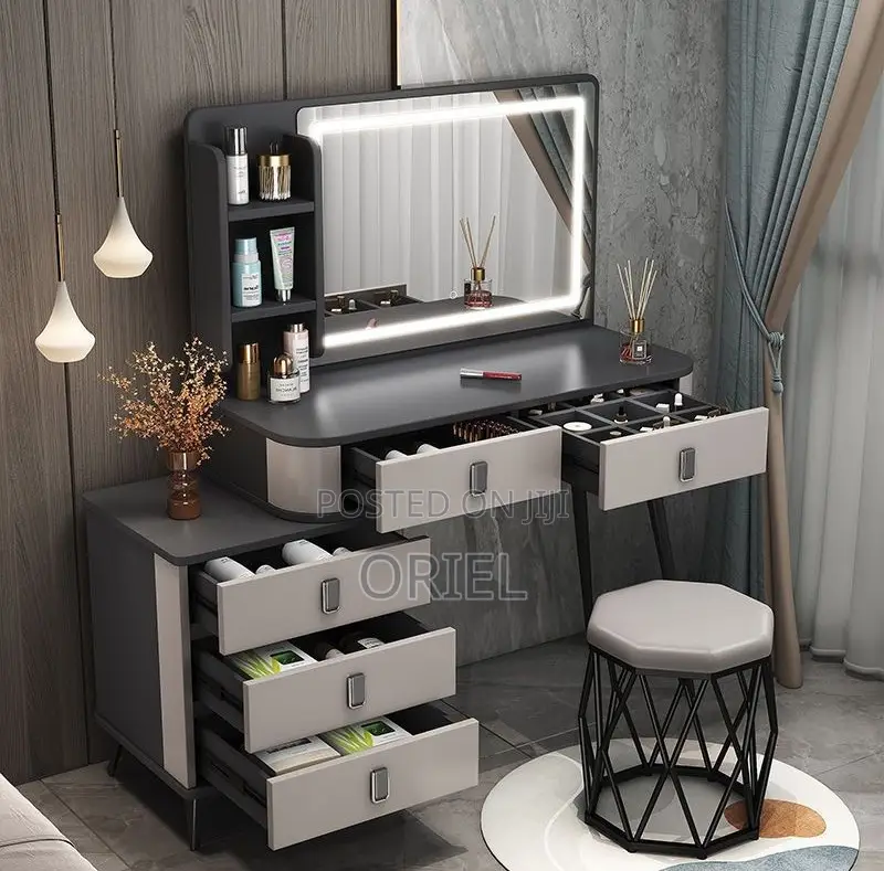 Modern Dressing Table : Modern LED Lighted Dressing Table
